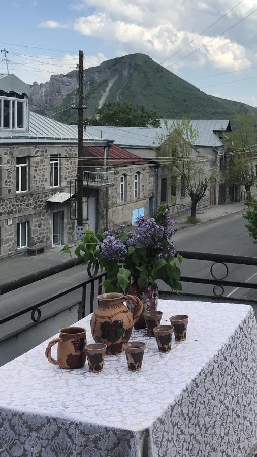L&A Guest House Goris Esterno foto